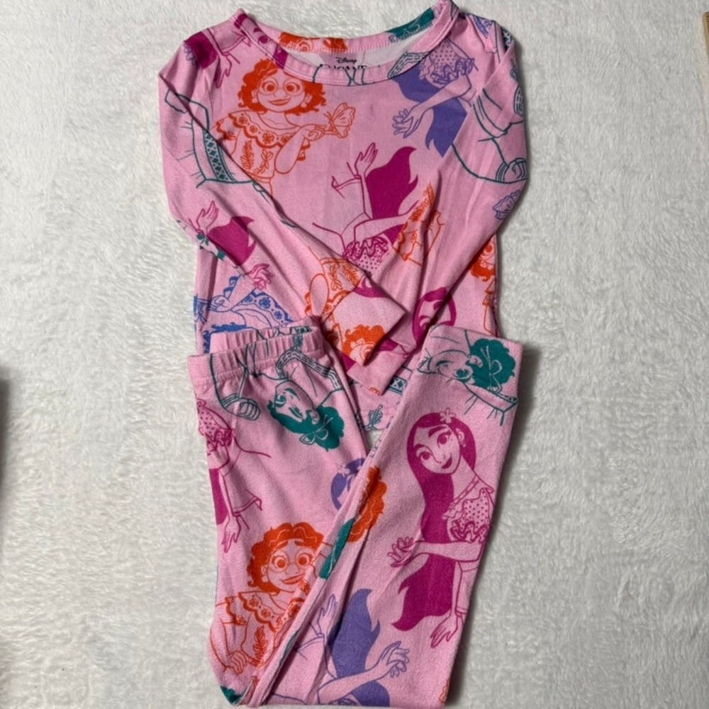 Disney Encanto Pajama Set Girls Size 6 Pink Mirabel Isabela Long Sleeve PJs
